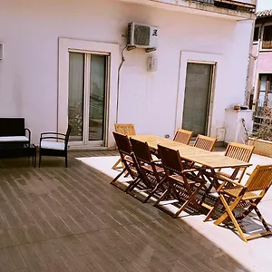https://casa-chicca-catania.catania-hotels.net